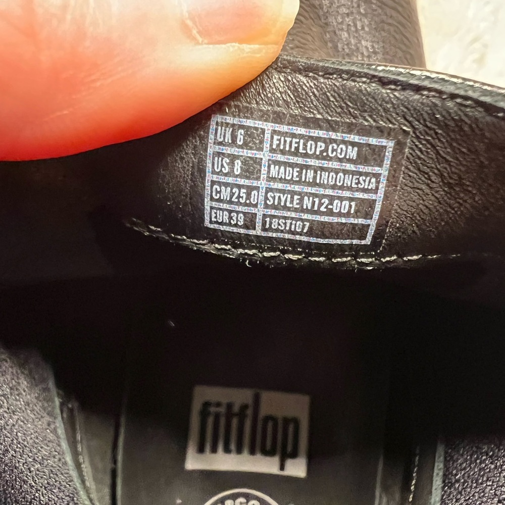 FitFlop Bria Buckle Leather Chelsea Boot Size 8 - Picture 6 of 7